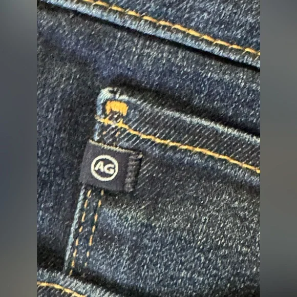 AG Harper essential straight jeans size 26R - Picture 9 of 10